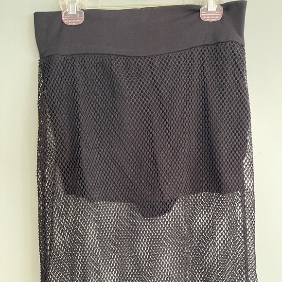 NWOT Fishnet Maxi Skirt With Built In Shorts - Picture 9 of 9